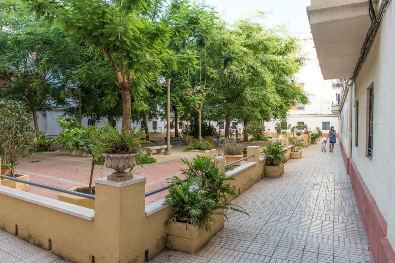Apartamento Cerca De La Playa Y El Centro Valensiya Dış mekan fotoğraf